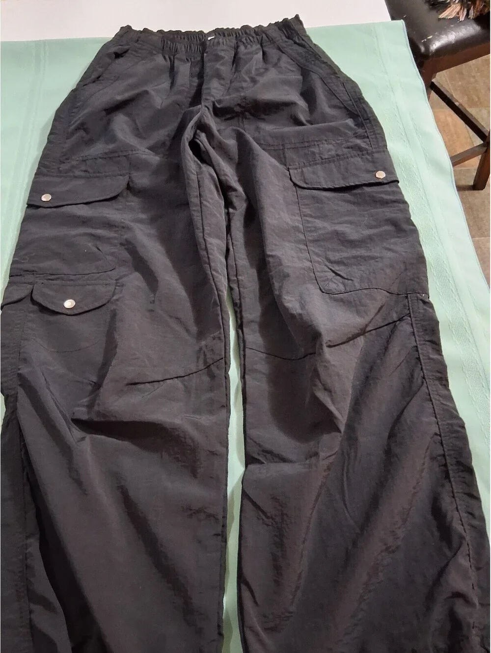 Bershka Cargo Pants with Elastic Waistband Size XS